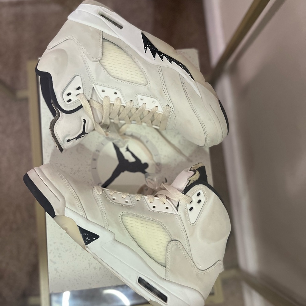 Nike Air Jordan 5 Retro White Sneakers